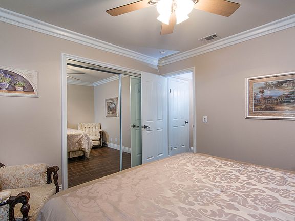 4th image of 19503 Brendle Way #7