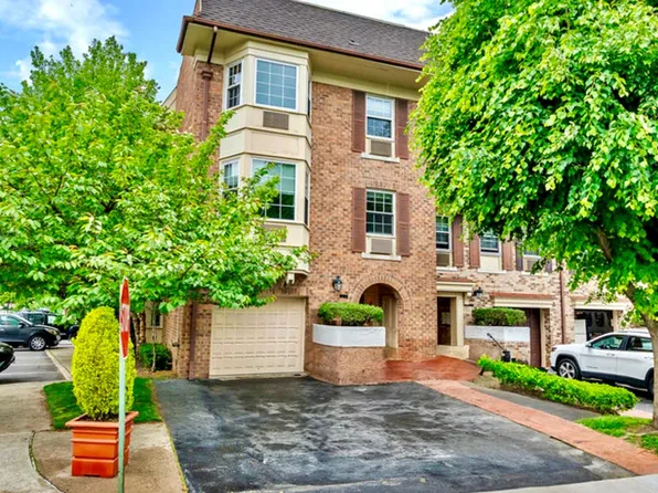 14-12 Michael Place 3rd Floor, 117U, Bayside, NY 11360