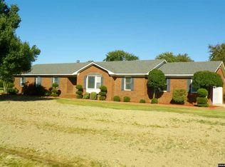 1280 Pleasant Valley Rd, Union City, TN 38261