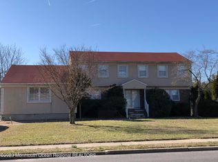 9 Ridge Rd, West Long Branch, NJ 07764