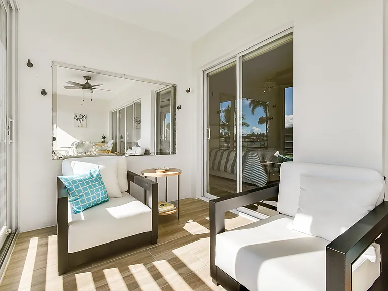 755 Saturn St #D202 — Photo 11