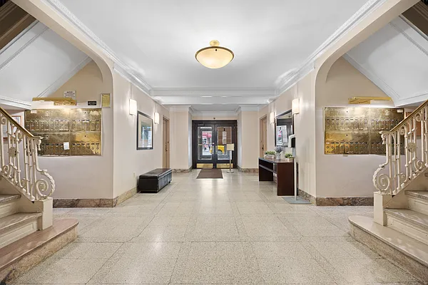 Sold by Keller Williams Realty Gold Coast | media 15