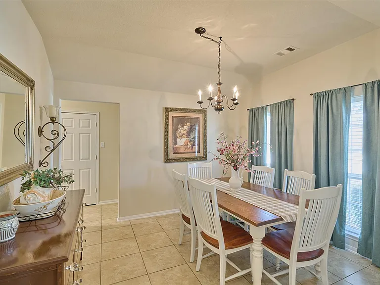 9940 Yearling Pl — Photo 7