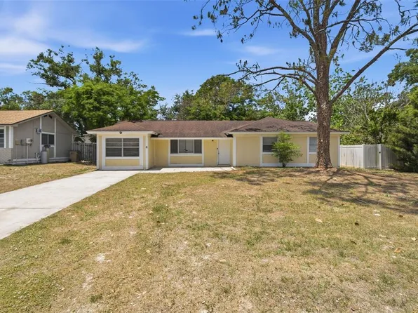8412 Renald Blvd, Temple Terrace, FL 33637
