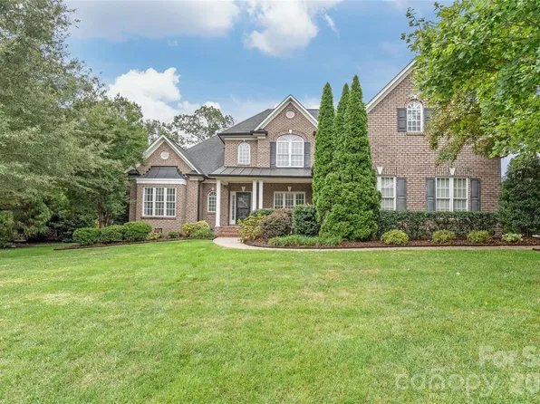 4139 French Fields Ln, Harrisburg, NC 28075