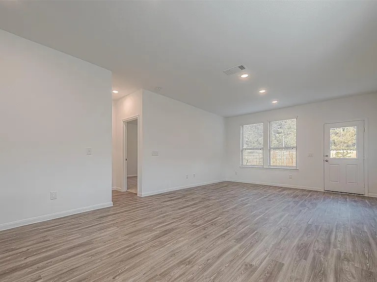 325 Maple Bark Trl — Photo 6