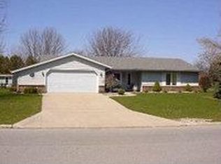 530 Wesley Ave, Bryan, OH