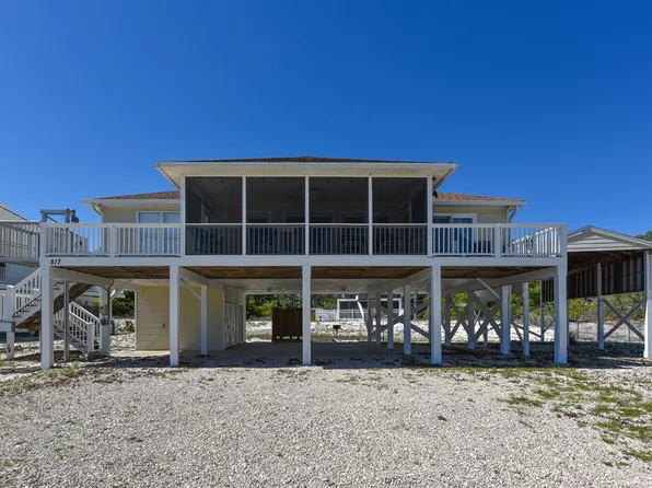 817 E Gulf Beach Dr, Eastpoint, FL 32328