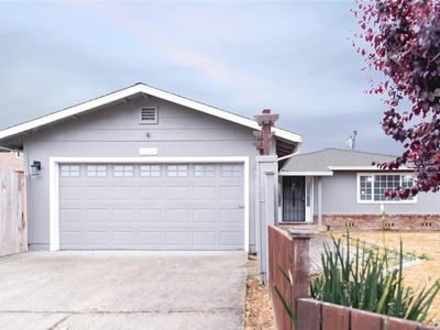 9236 Meadow Grove Dr, Elk Grove, CA, 95624