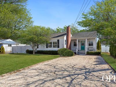 61 Country Club Rd, Bellport Village, NY, 11713