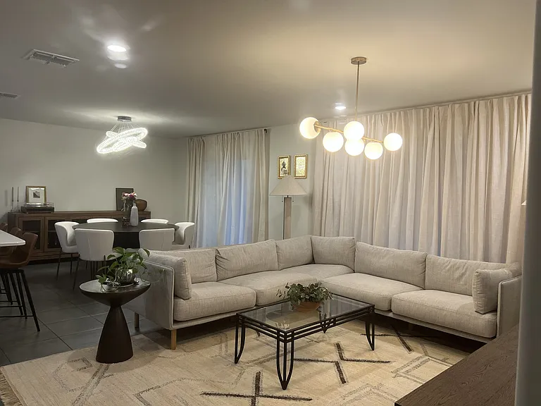 2325 W Pecan Rd — Photo 4