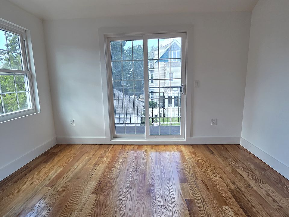 Master Bedroom with Terrace

The spacious master bedroom features gleaming hardwood floors, large windows for natural light, and direct access to a private terrace through sliding glass doors, perfect for fresh air and outdoor relaxation.