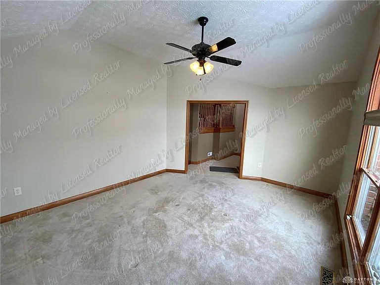 6353 Charlotte Ct — Photo 6
