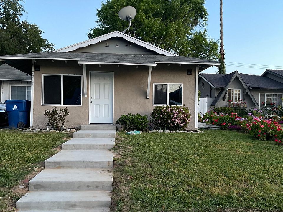 entrance and front yard