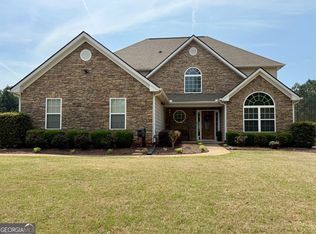 78 Maple Creek Dr, Newnan, GA 30263
