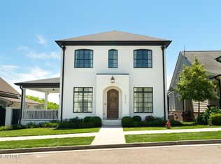 9779 Clingmans Dome Dr, Knoxville, TN 37922