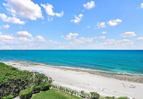 3rd image of 4200 N Ocean Dr APT 1-1103