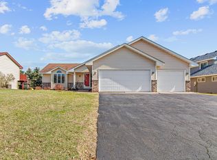 9049 Prestwick Cir N, Brooklyn Park, MN 55443