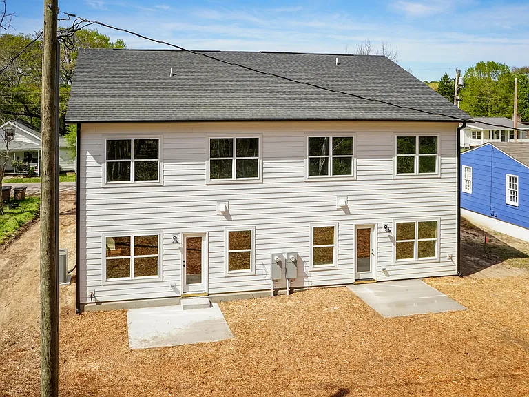816 N Taylor St — Photo 32
