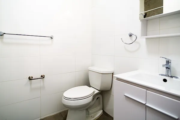 Rented by Keller Williams NYC | media 8