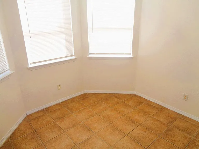 12357 Tierra Buena Dr — Photo 7