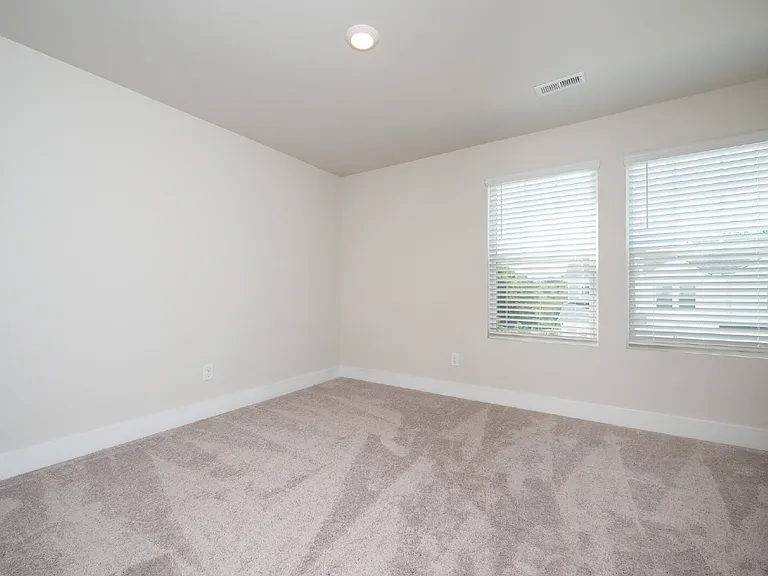 69 Galley Ln — Photo 15