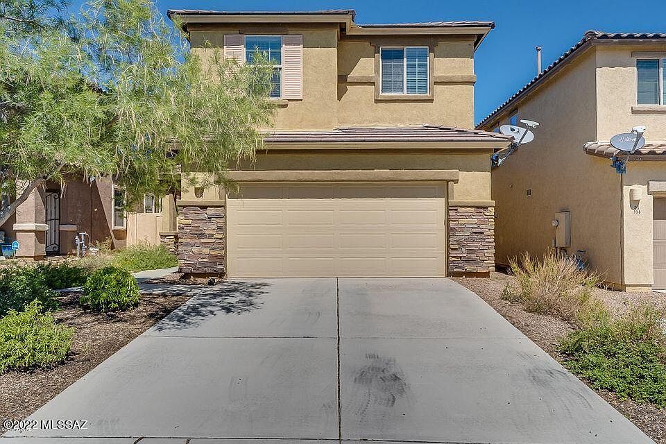 1st image of 710 W Calle Canto Sereno
