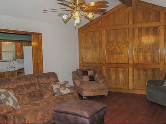 5th image of 1404 Inglewood Dr