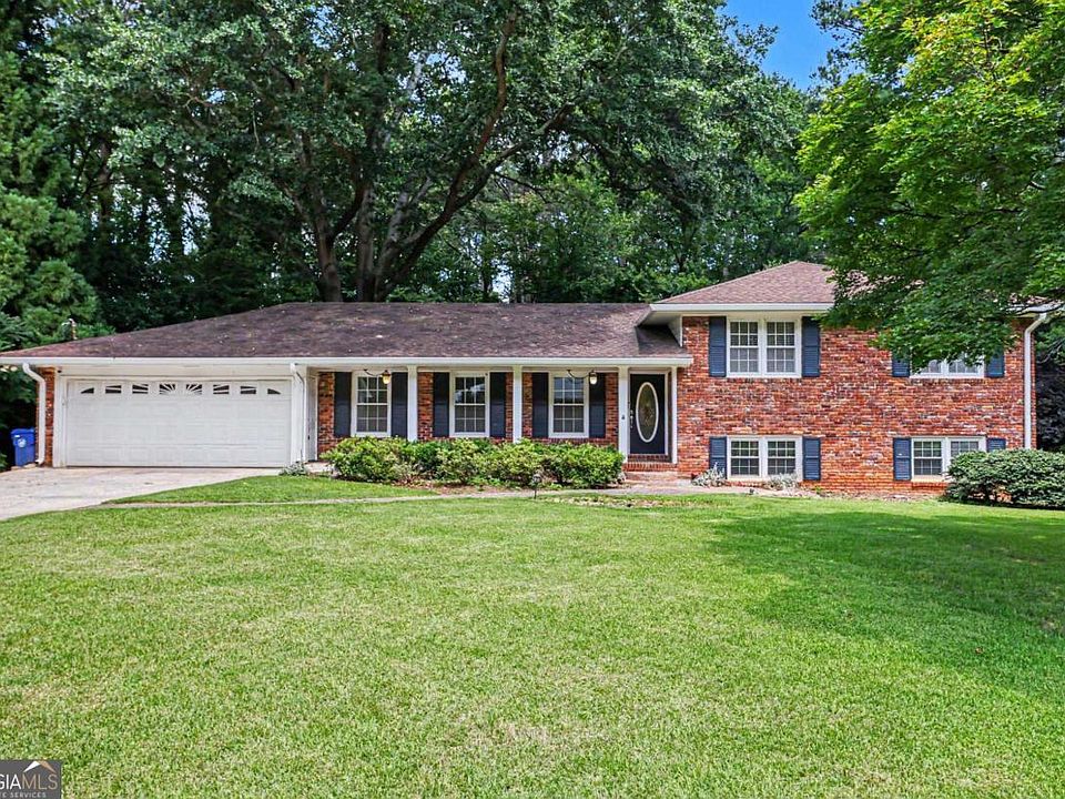 1st image of 3135 Wanda Woods Dr