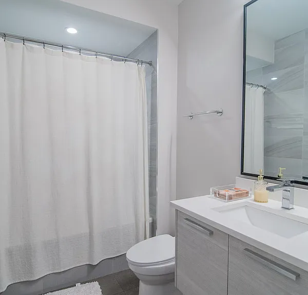 880 N Milwaukee Ave #2S — Photo 12