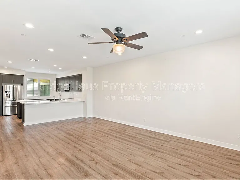 721 Shoreline Rd — Photo 12