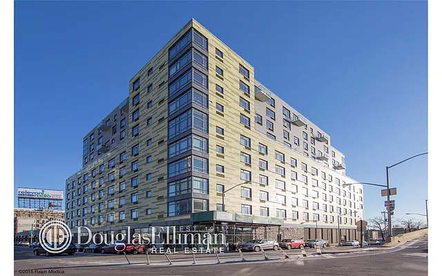 Sold by Douglas Elliman | media 26