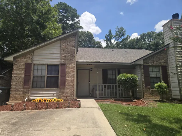 402 Miami St #A, Ladson, SC 29456