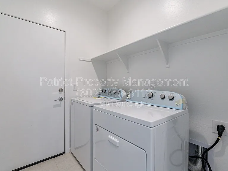 3236 W Caleb Rd — Photo 28