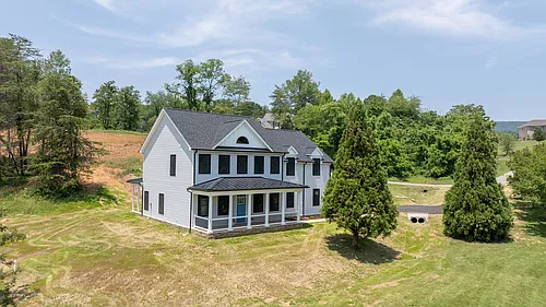 79 Thornblade Way Photo 1