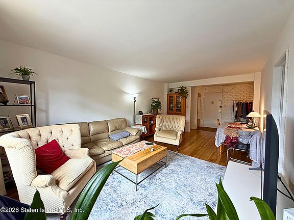 3rd image of 55 Austin Pl APT 4W
