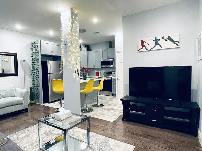 1308 South St #2F — Photo 1