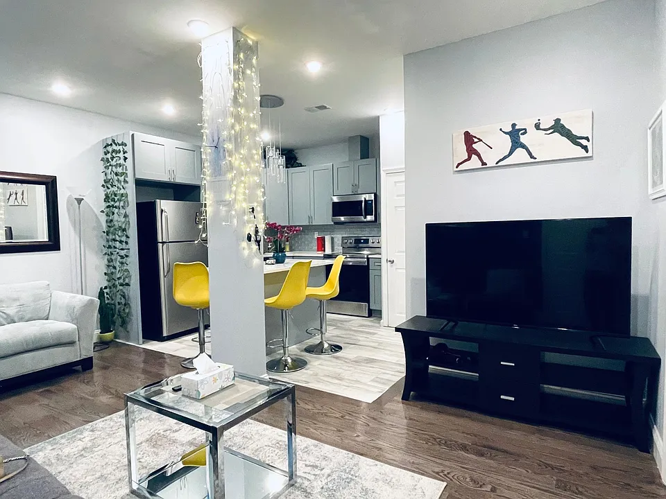 1308 South St #2F