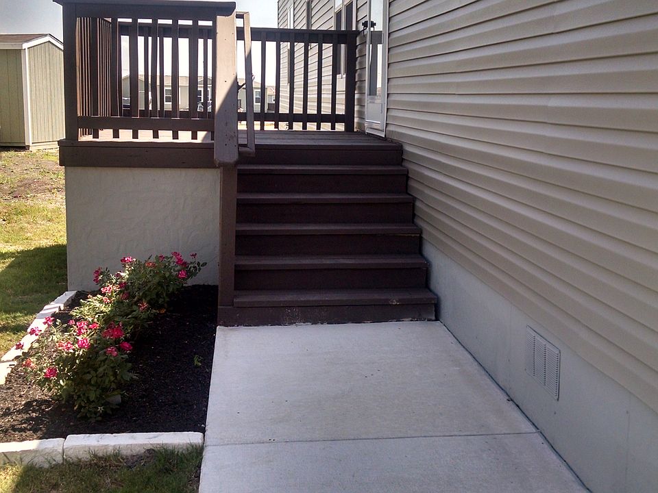 1st image of 7151 Woodlake Pkwy