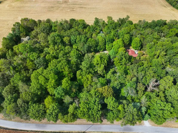 2280 Campground Rd, Olmstead, KY 42265