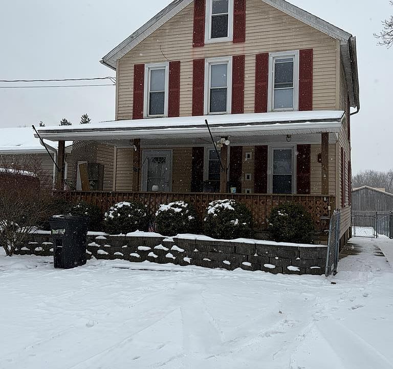 1st image of 114 Locust St