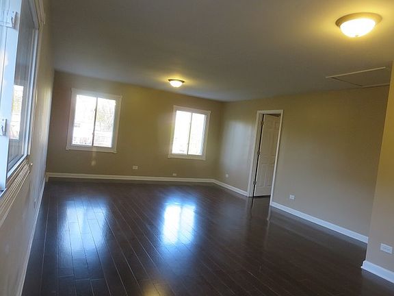 4th image of 1701 Tina Ln