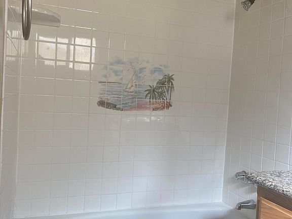5th image of 5219 Tyler Ave APT B