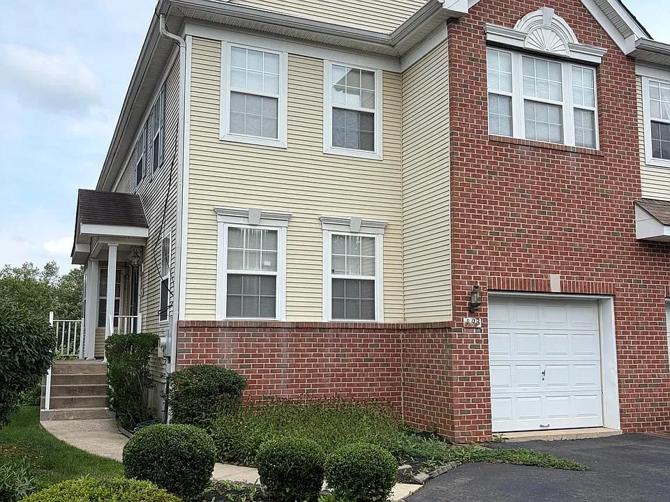 193 Fountayne Ln