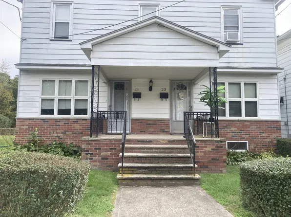 21 Sobieski St, Hanover Township, PA 18706