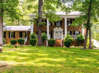 335 Lakeview Dr, Madison Heights, VA 24572