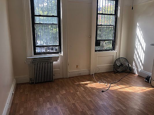2nd image of 6 Lefferts Pl #2