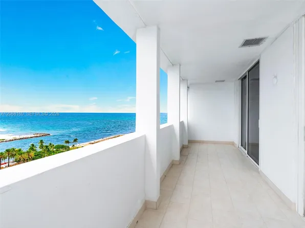 10275 Collins Ave #Penthouse 1506, Miami Beach, FL 33154