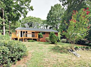 5220 Queen Anne Rd, Charlotte, NC 28217