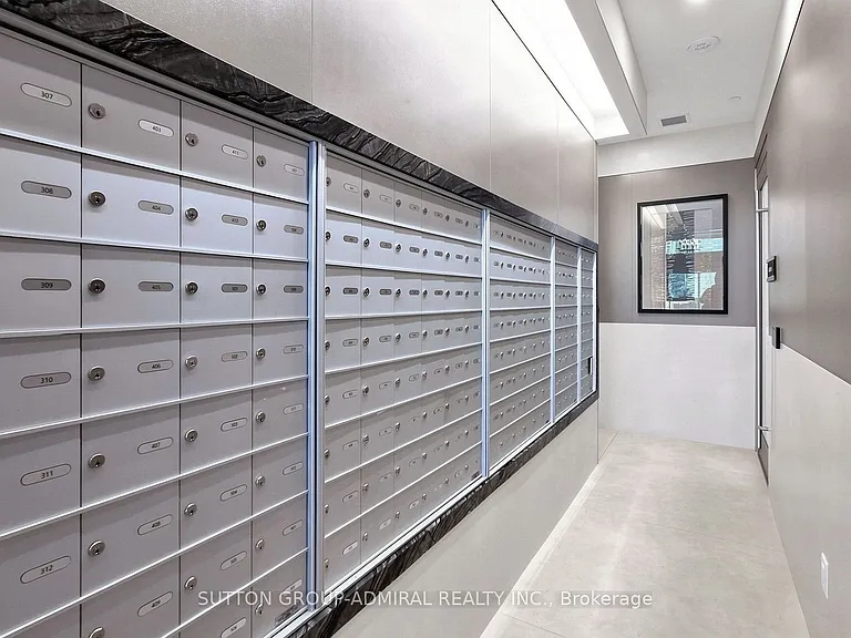 20 Gatineau Dr #1708E — Photo 32
